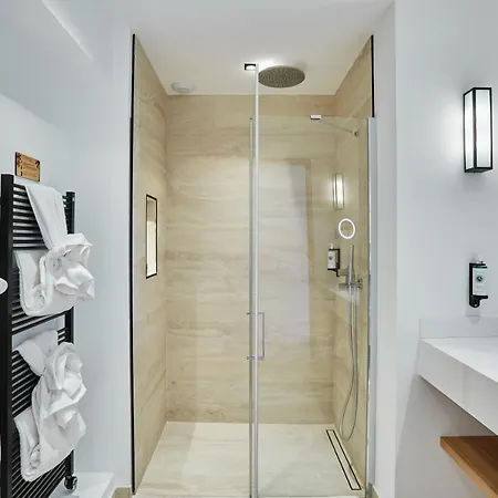 Hotel Eden 4*