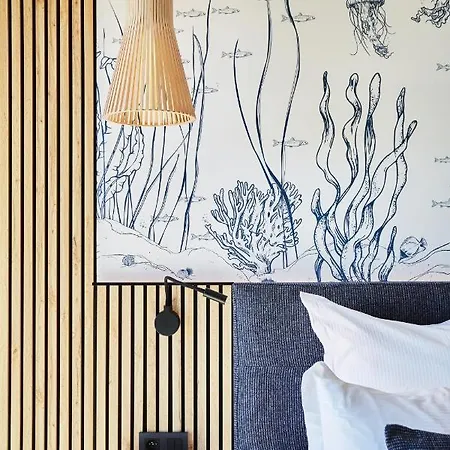 Eden Hotel